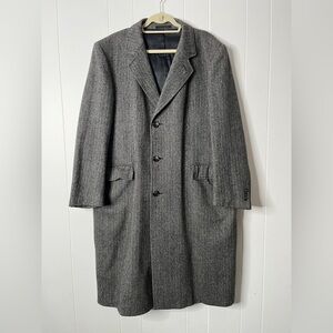 Vintage Adams Row Gray Herringbone Tweed Wool Overcoat Men's 44R *Mended*